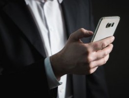 whatsapp翻译成中文